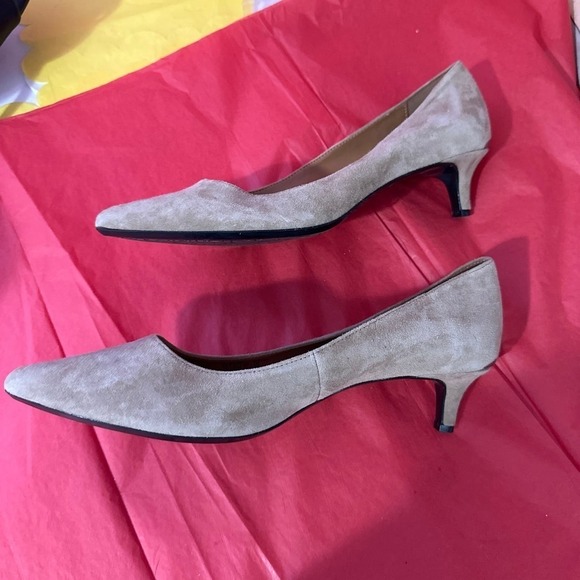 Calvin Klein heels - Picture 4 of 5